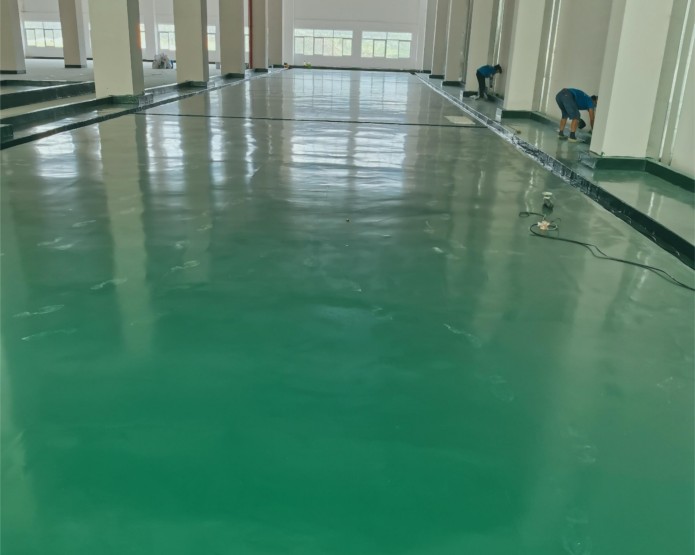 地坪三布五油防腐